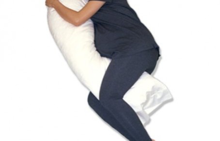 Snoozer Full Body Pillow Hypoallergenic Synthetic Fiber Filler
